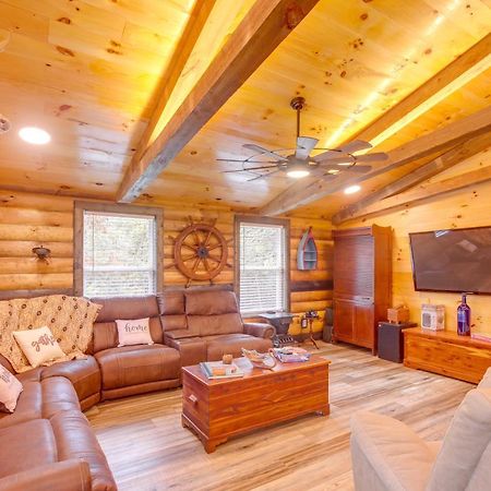 Pet-Friendly Chattanooga Cabin With Hot Tub And Kayaks ภายนอก รูปภาพ