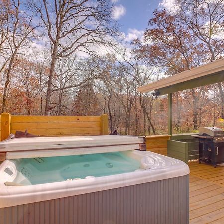 Pet-Friendly Chattanooga Cabin With Hot Tub And Kayaks ภายนอก รูปภาพ